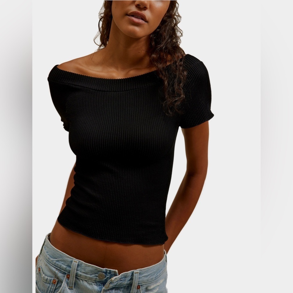 NWT-Free People Seamless Off The Shoulder Ribbed Womens Top in Black - Size XS/S